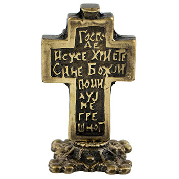 Table cross 6 x 4 cm-2