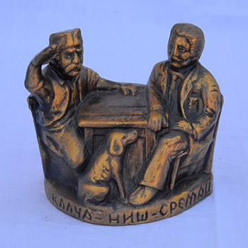 Figura Spomenik Kalča